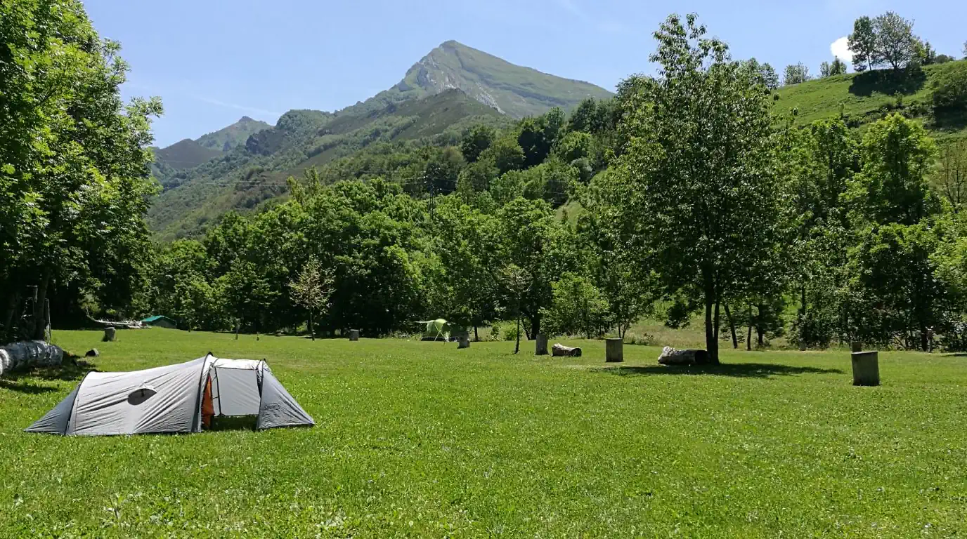 Camping Lagos de Somiedo